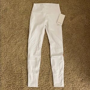 NWT White Lululemon Wunder Under HR Tight 28”